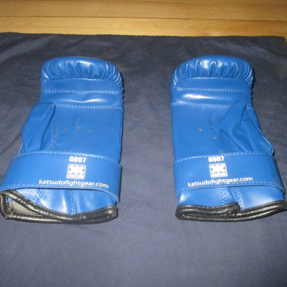 Katsu-Do Fight Gear Sparring Gloves (G007) (Kid Sized) - Picture 7 of 7